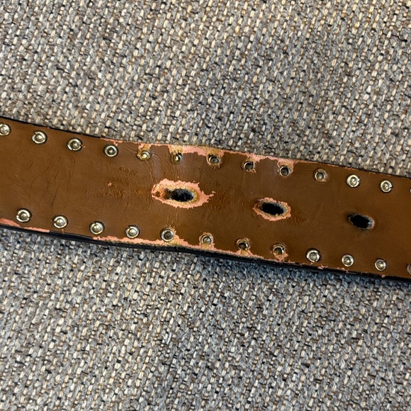 Ariat Black Leather Belt with Silver Buckle - Picture 12 of 14